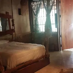 Holiday park Ecolodge Uh May, Francisco Uh May